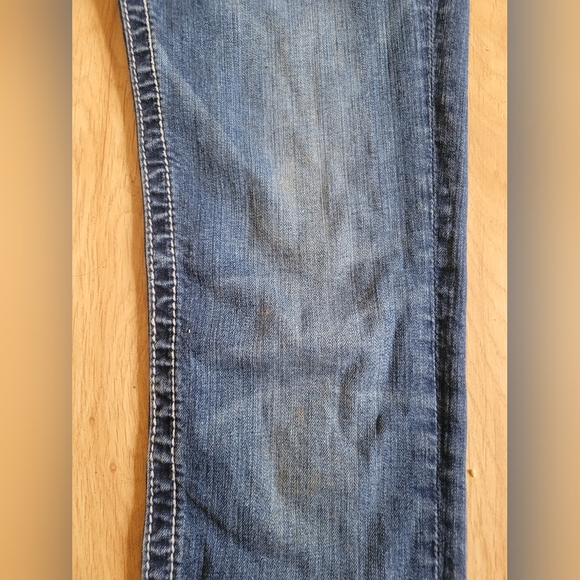 Women's Miss Me Rhinstone Skinny Jeans - Picture 6 of 7